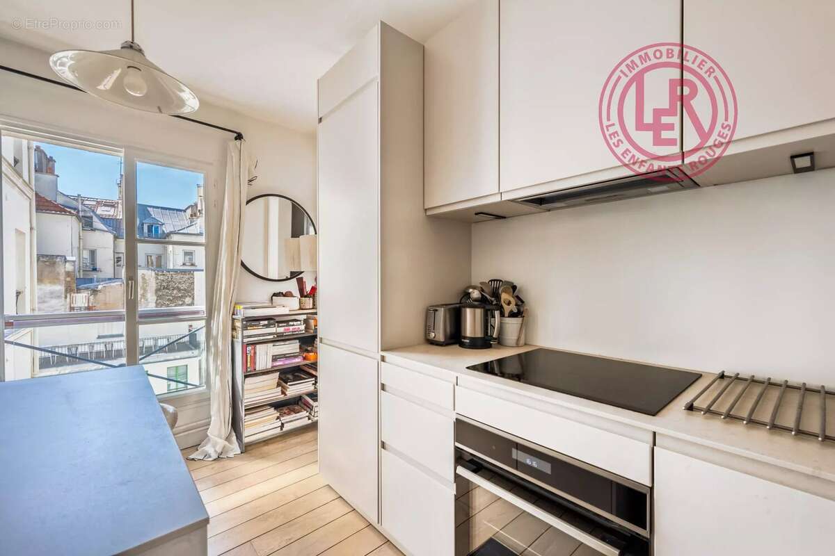 Appartement à PARIS-2E