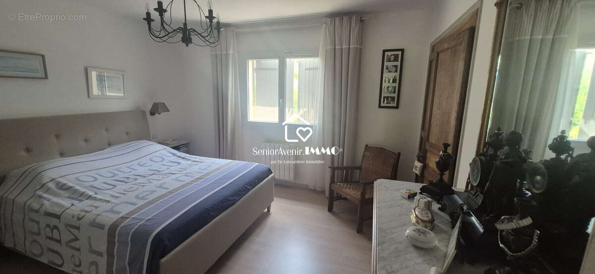 Maison 140 m² à Six-Fours-Les-Plages  - photo 9