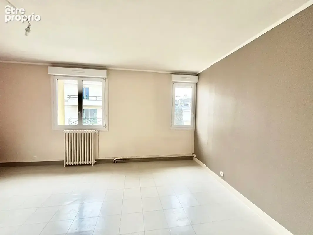 A VENDRE appartement Caen 2 pièce(s) 40.80 m2 - vendu libre - Ultra centre ville - cour intérieure - cave - photo 3