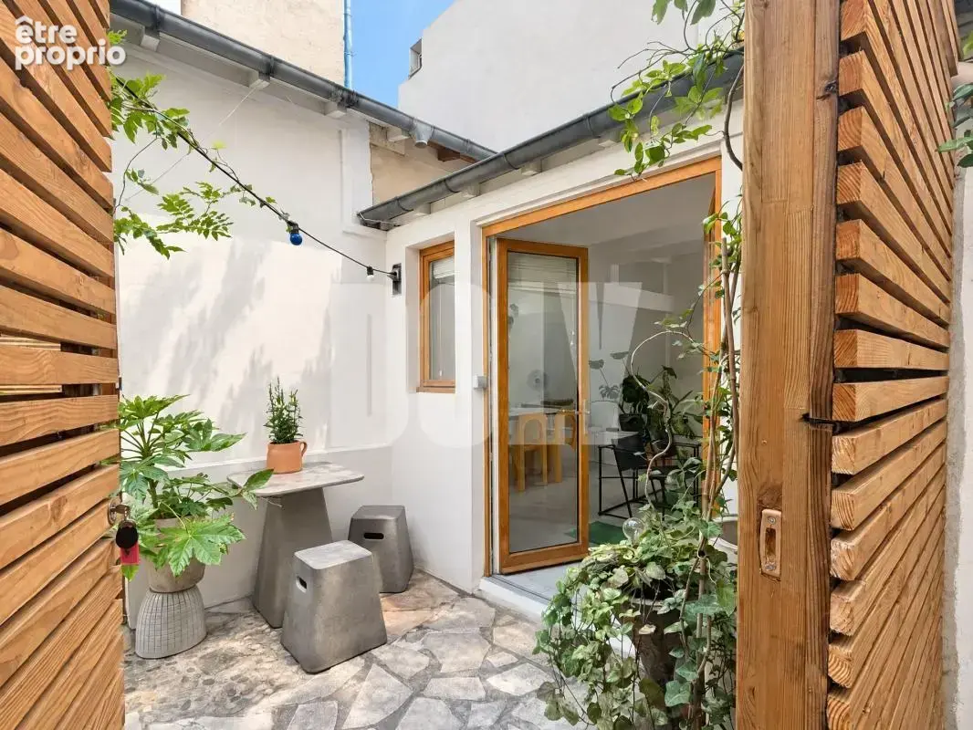 Maison à PARIS-11E