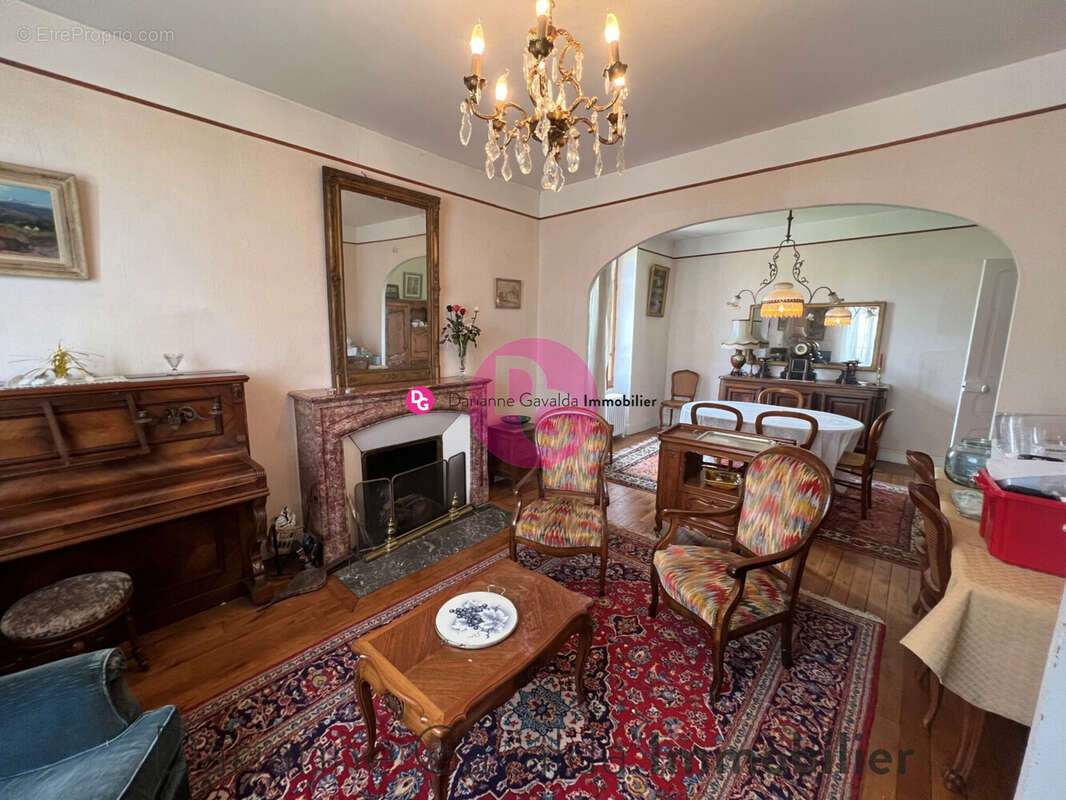 Maison 195 m² à Capdenac-Gare  - photo 3