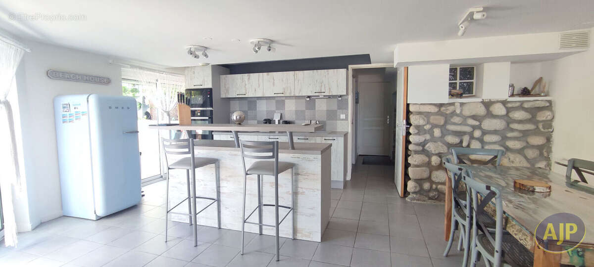 Appartement à SAINT-GEORGES-DE-DIDONNE