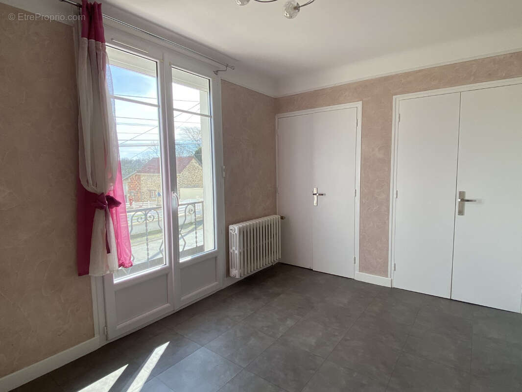 Maison à ARNAC-POMPADOUR