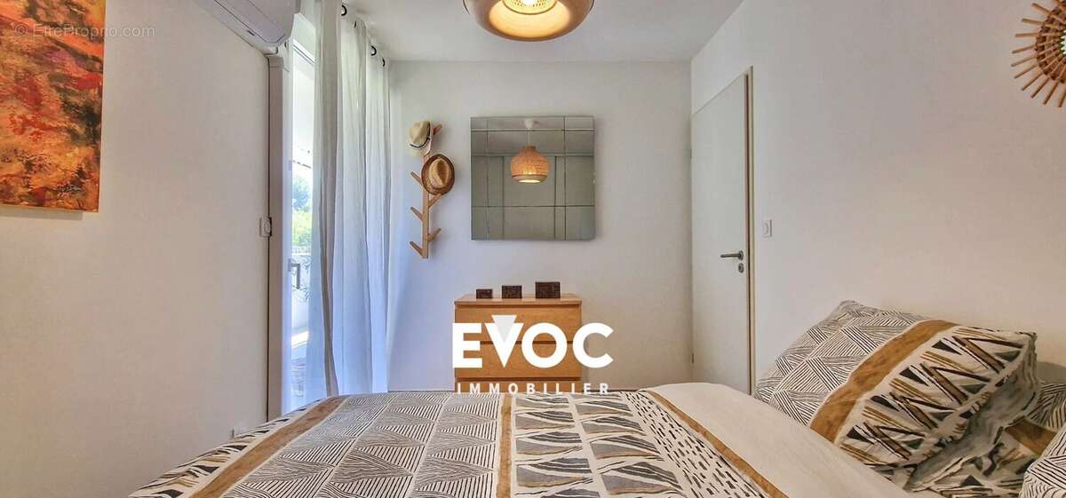 Appartement T3 de 65,6 m² — Terrasse de 44 m² plein sud — Quartier des Beaux-Arts, Montpellier - photo 11