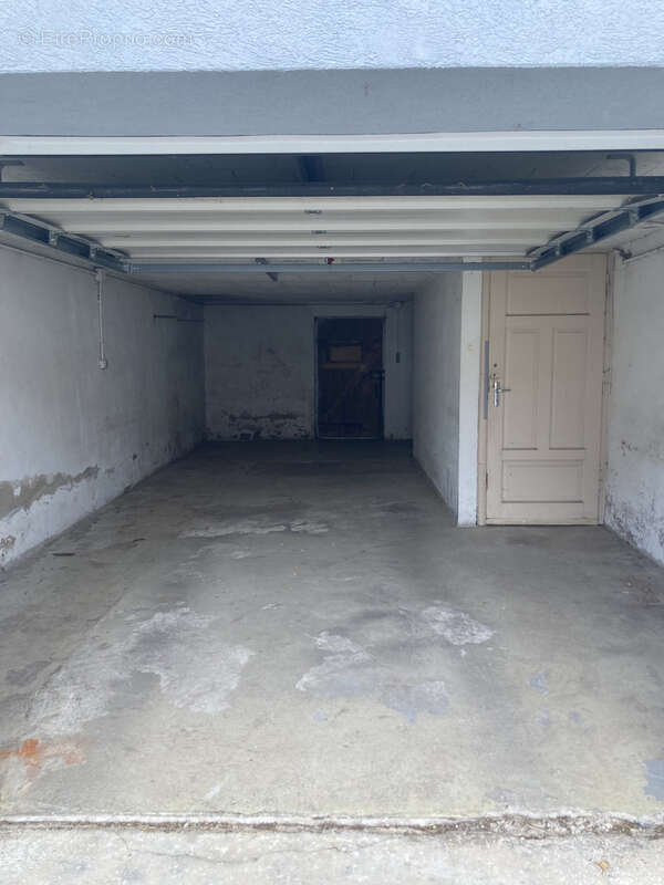 Maison familiale de 130 m2   4 chambres, double garage et terrain - photo 11