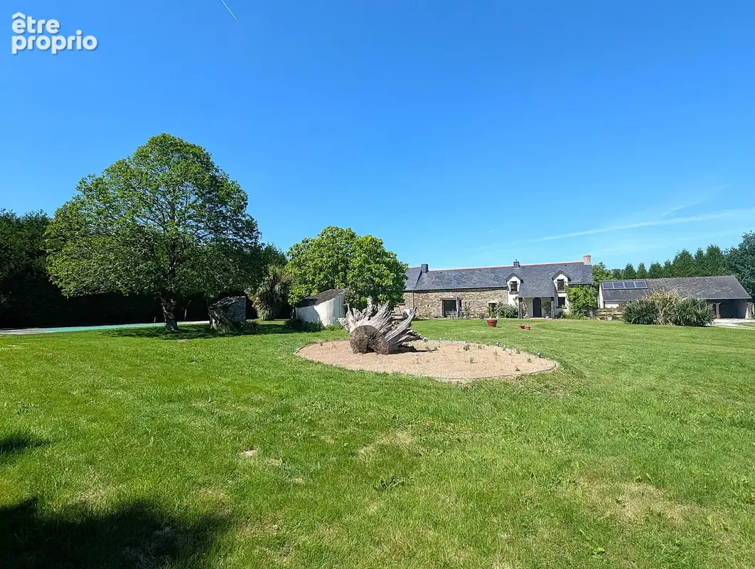 Propriété de 10 000 m2 - photo 4