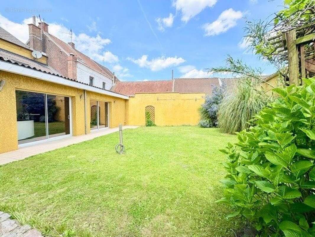 Photo 2 - Maison à SAINT-SAULVE