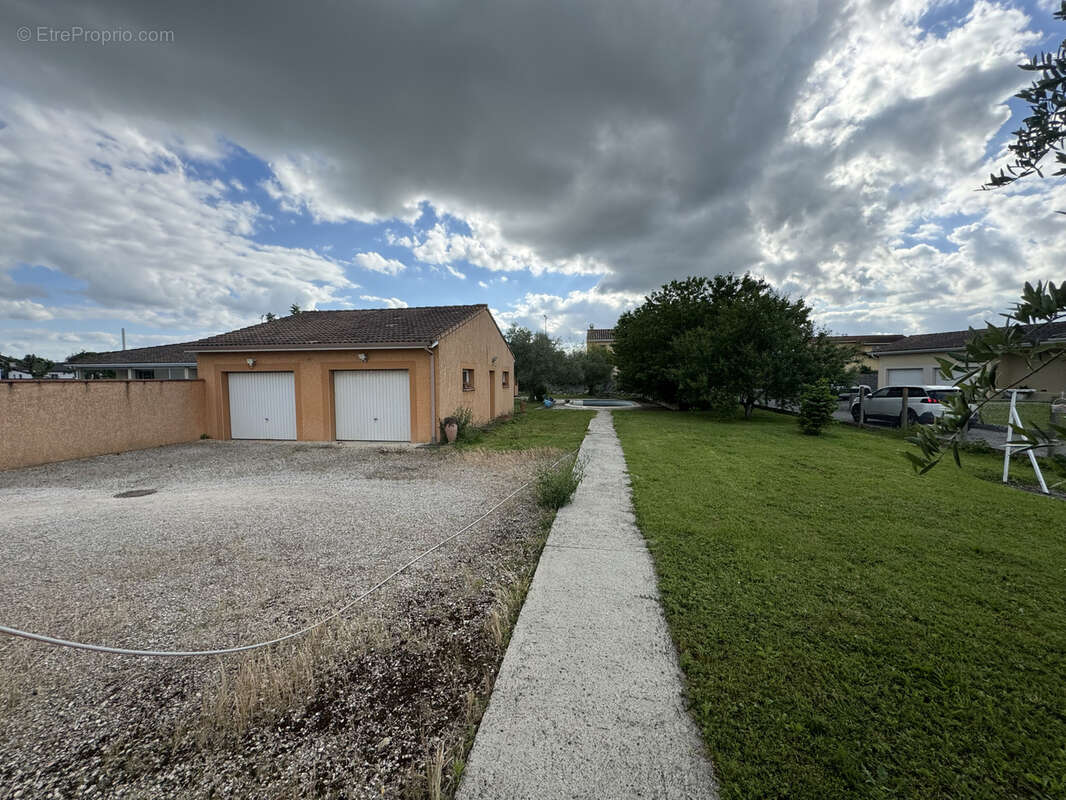 Maison à LESPINASSE
