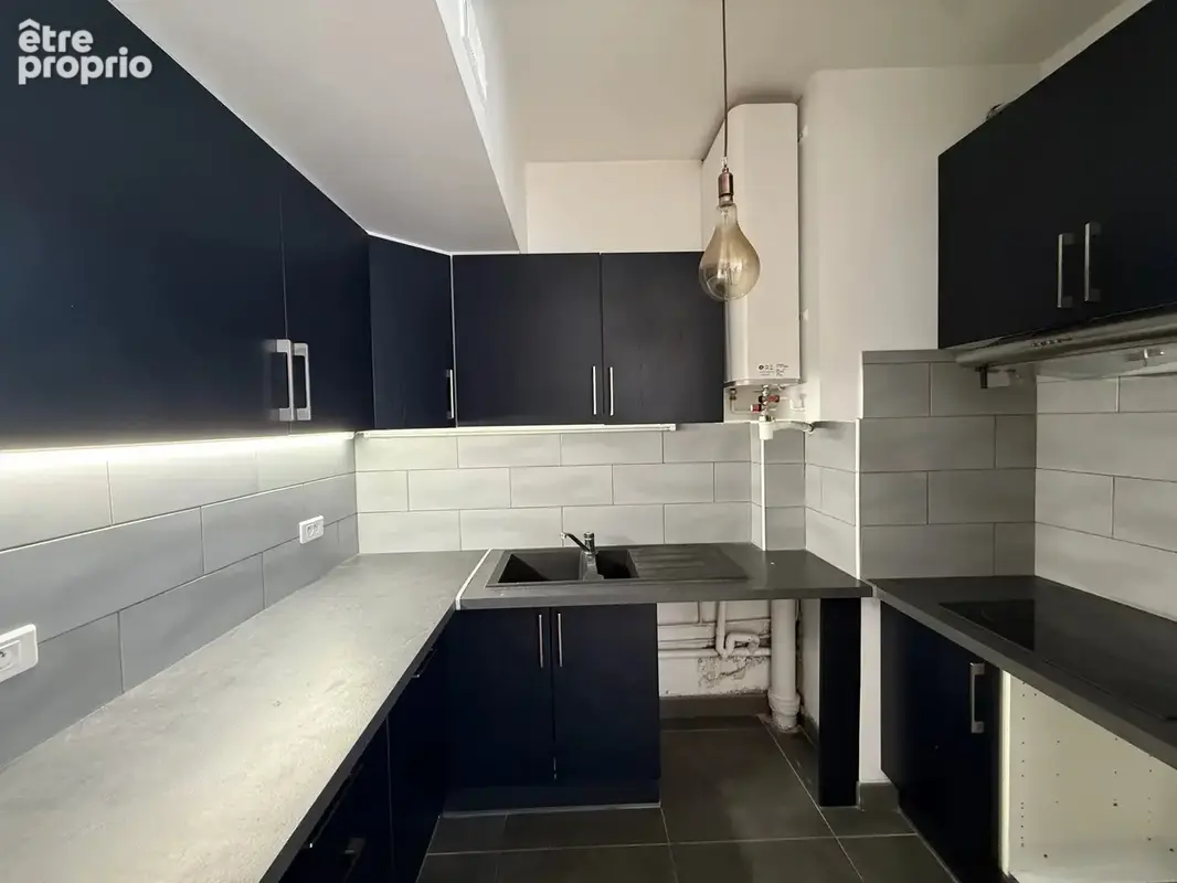 Paris 16e – Mirabeau · 2 pièces de 50 m² au calme absolu, sur cour - photo 4