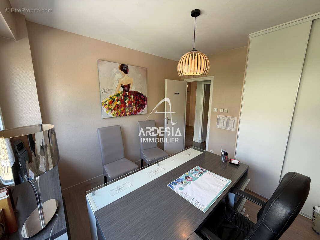 Bel appartement T3 avec grand balcon   Saint-Jean-de-Maurienne - photo 11