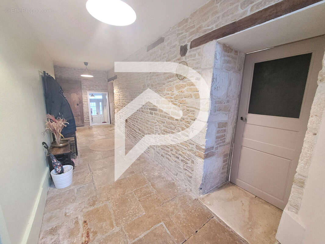 Maison à BLESSONVILLE