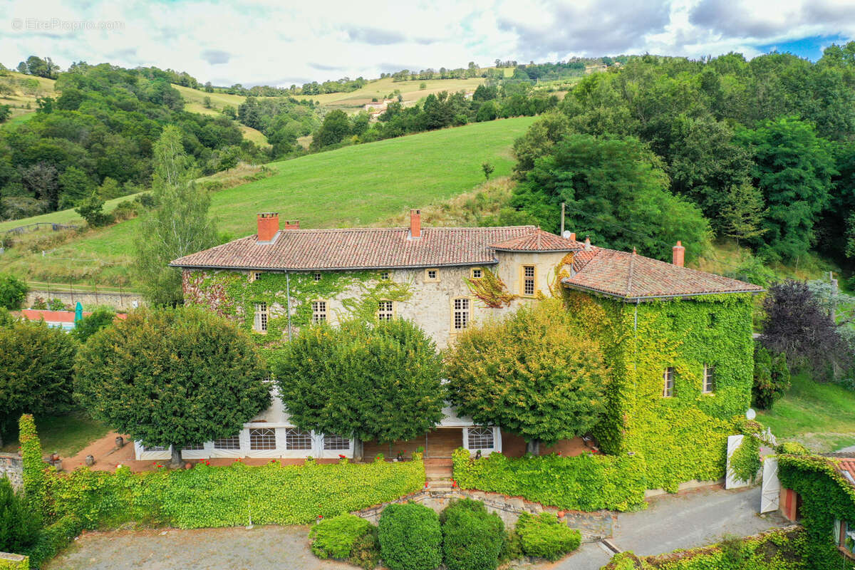 Maison à BRULLIOLES