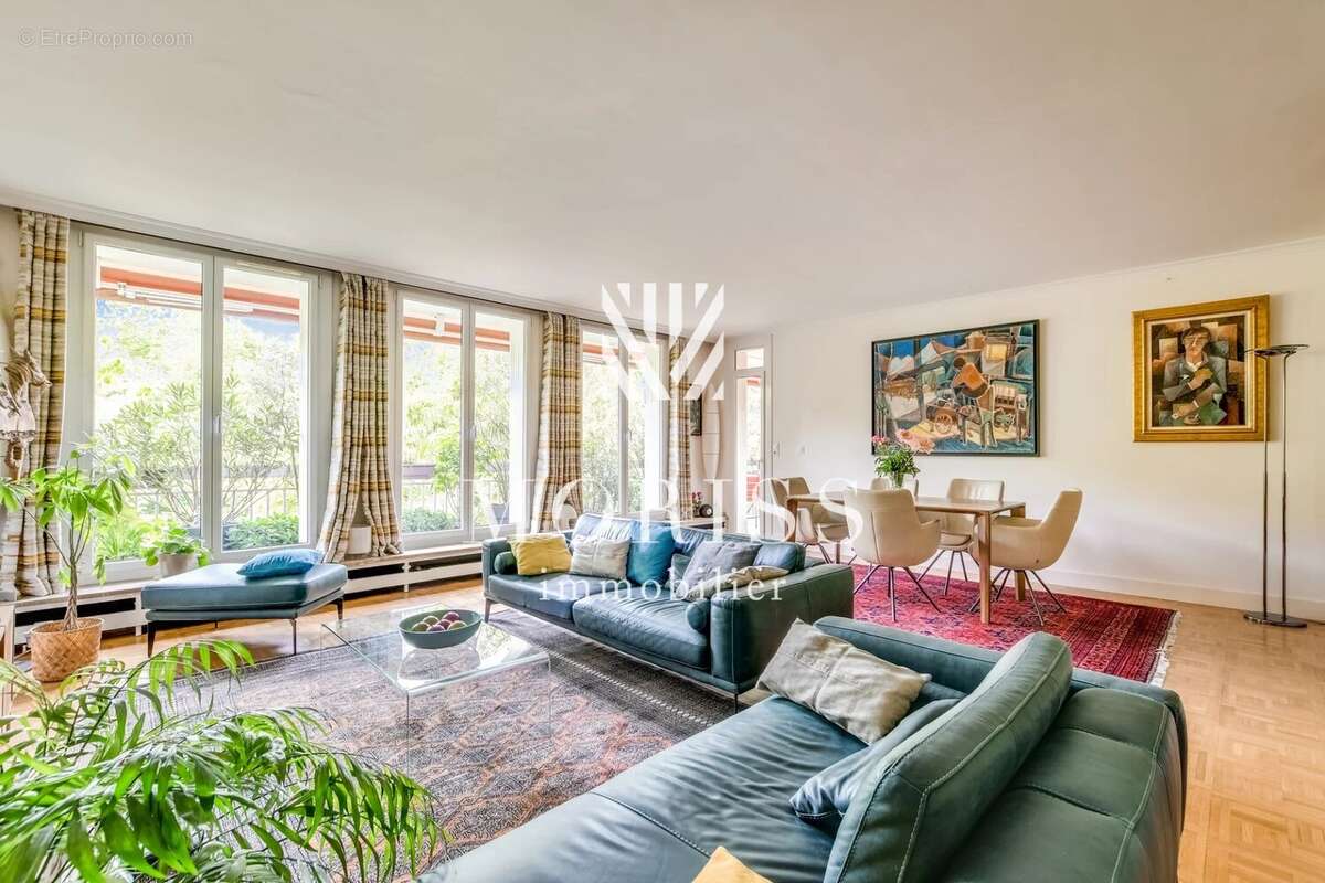 Appartement à NOGENT-SUR-MARNE