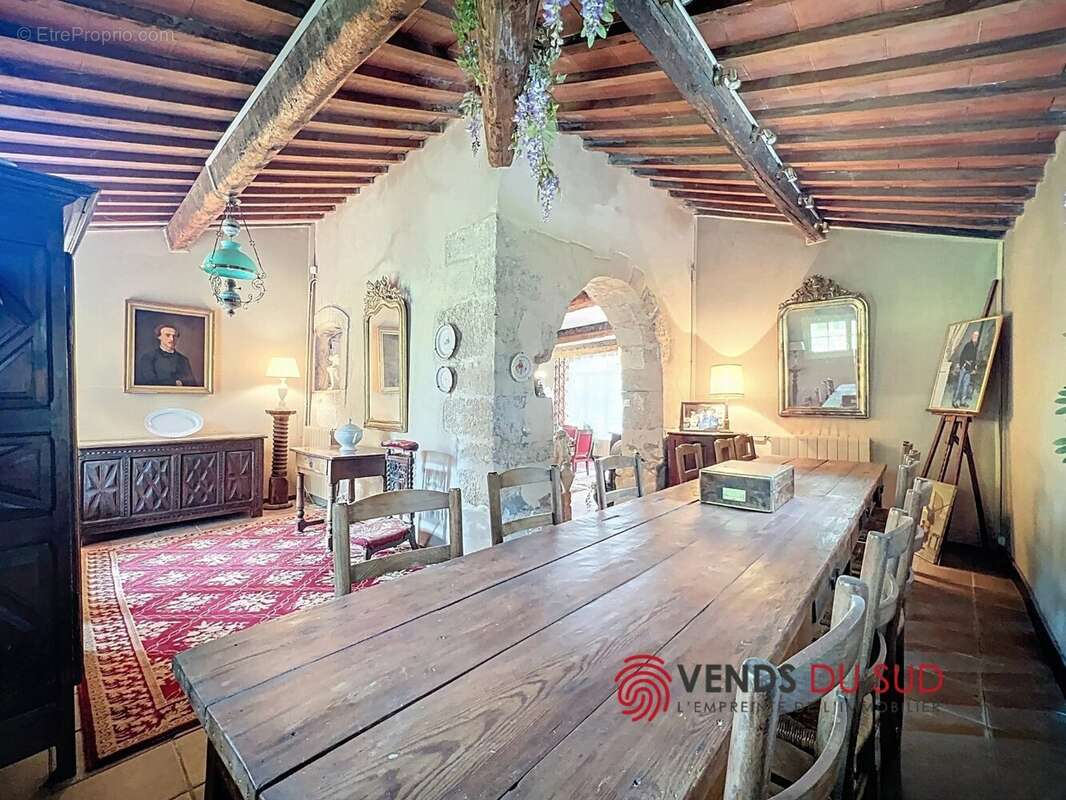 Maison à COLOMBIERS