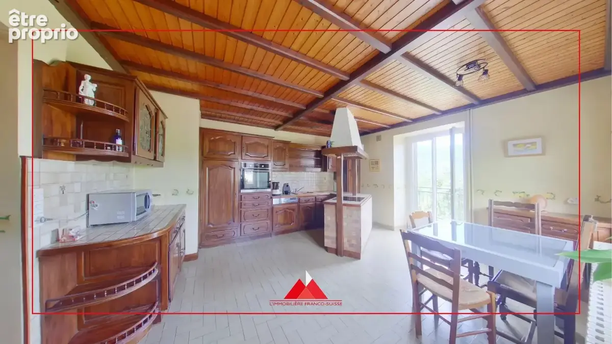 Maison en pierres apparentes avec 3512m² de terrain - photo 3
