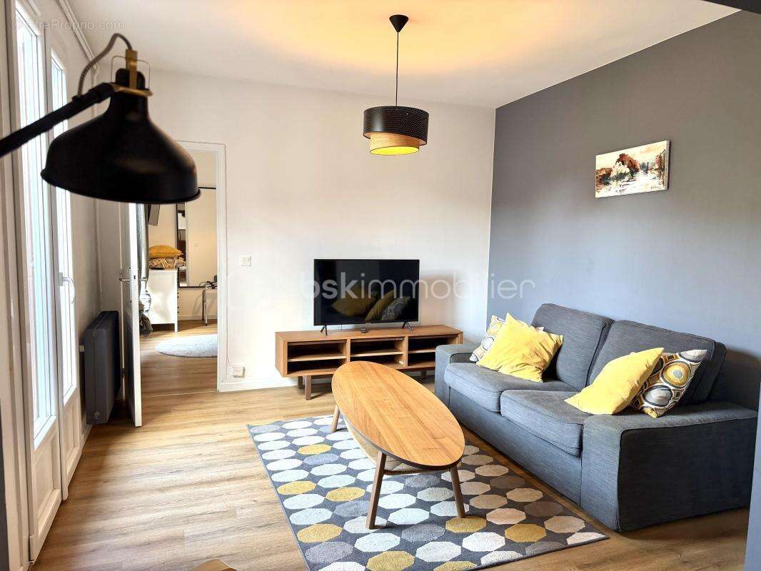 Centre ville de Louviers 27400 - maison 2 chambres, cave, garage et jardin clos de murs ! - photo 5