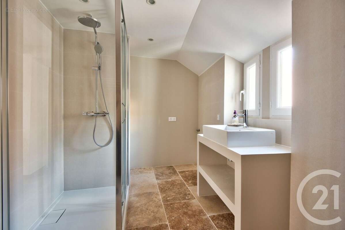 Appartement à VILLEFRANCHE-SUR-MER