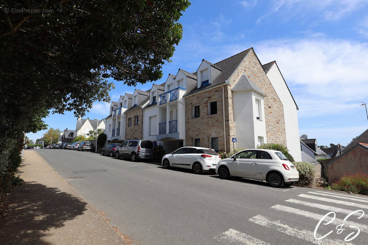 Appartement à COMBRIT