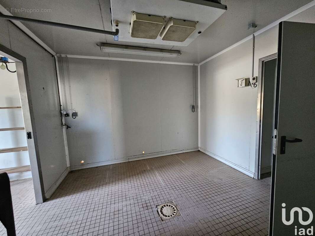 Photo 3 - Commerce à LA VILLE-DIEU-DU-TEMPLE