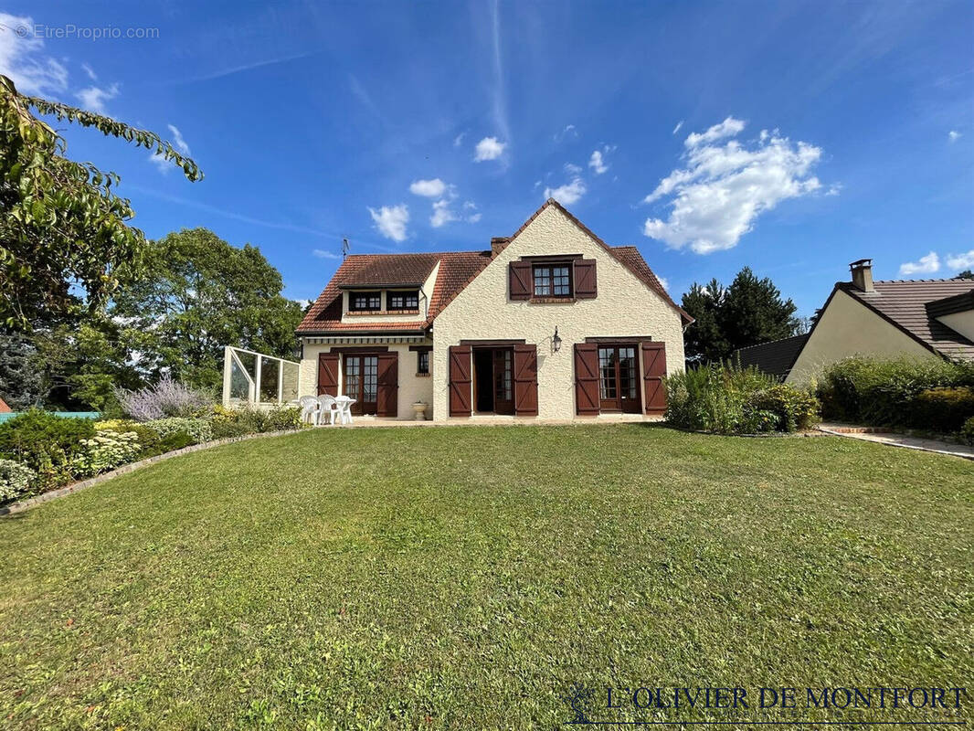 Maison à MONTFORT-L'AMAURY