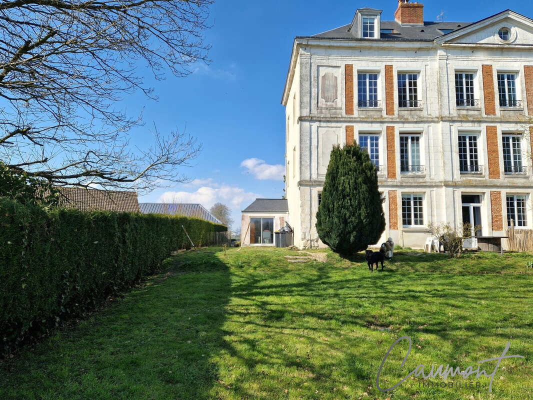 Autre à SAINT-JEAN-DE-LA-NEUVILLE