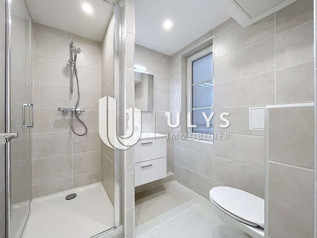 Appartement à PARIS-10E