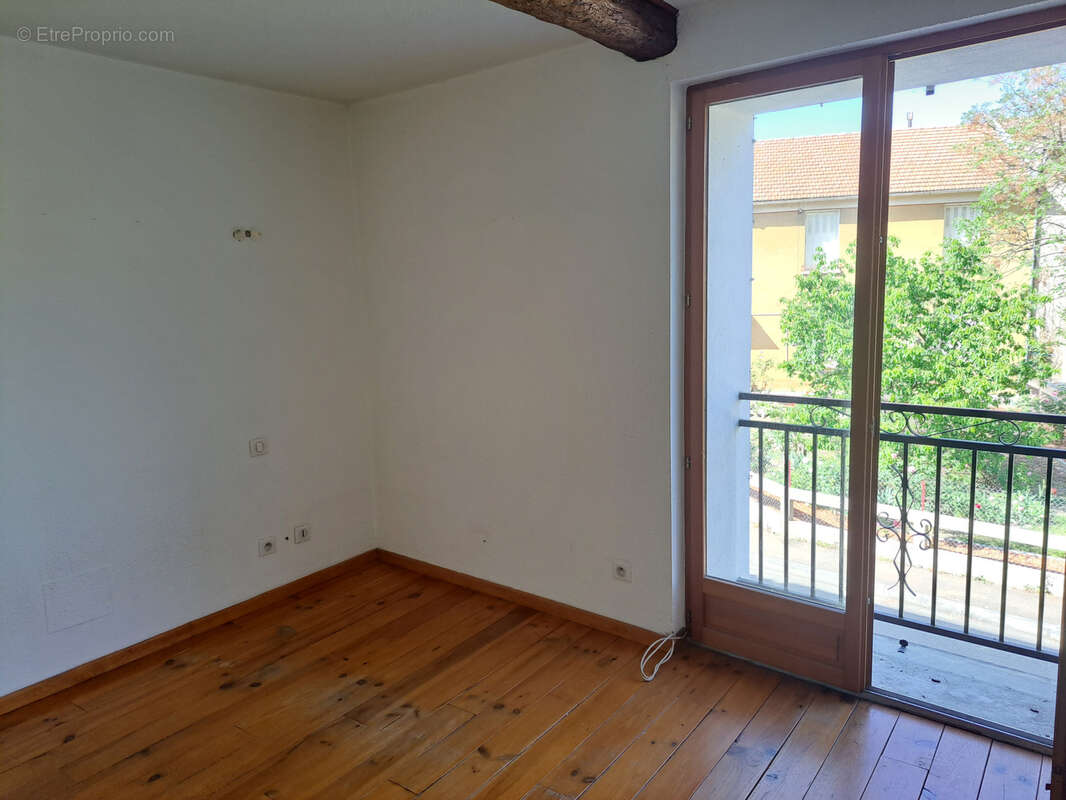 Maison à CAMPAGNE-SUR-AUDE