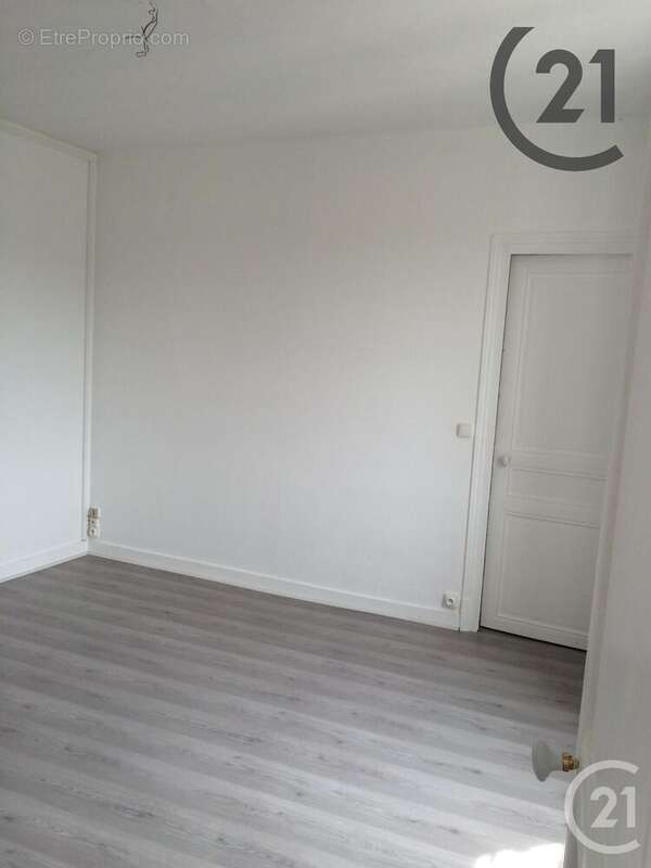 Autre à LONGUEVILLE