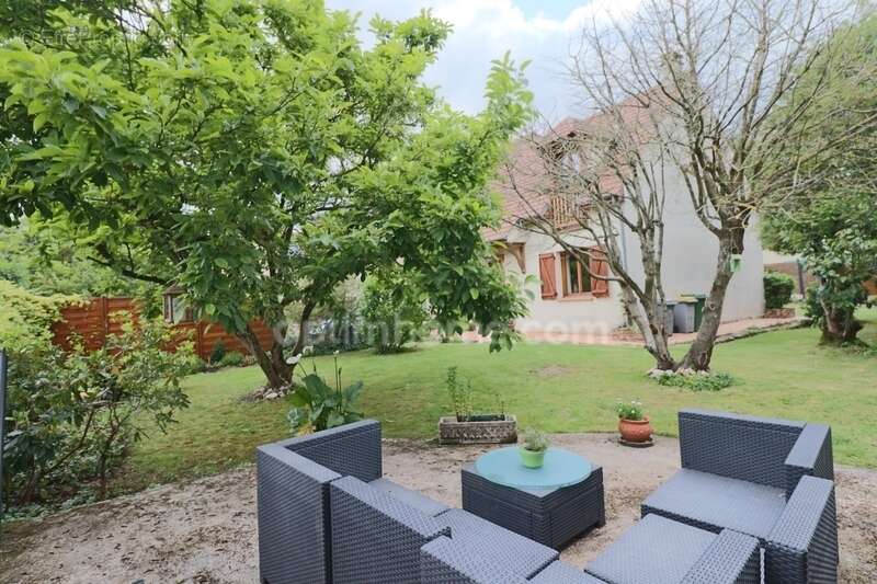 Maison à MOUSSY-LE-NEUF