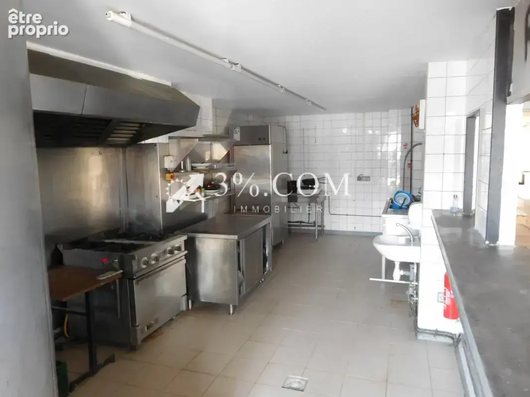 Surface commerciale de 150 M2, idéalement située ! - photo 3