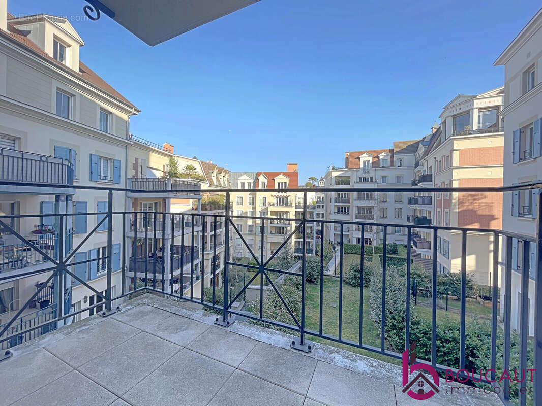 Appartement à LE PLESSIS-ROBINSON