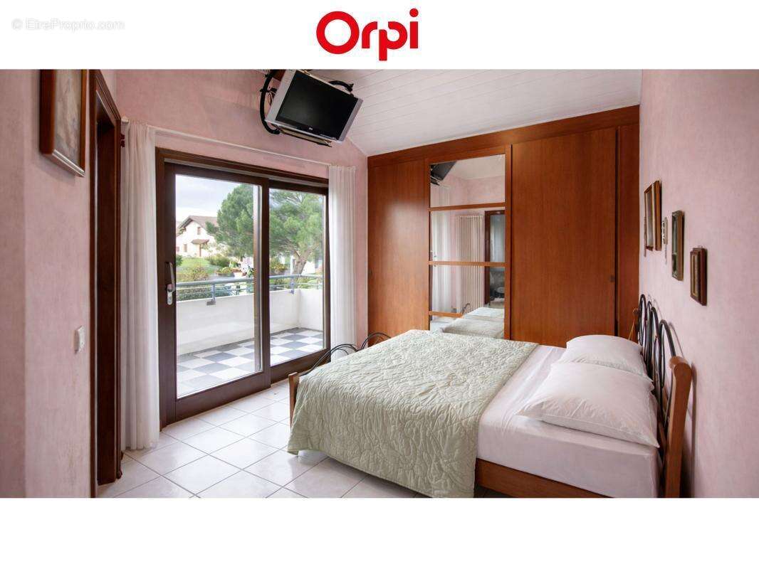 Maison à VETRAZ-MONTHOUX