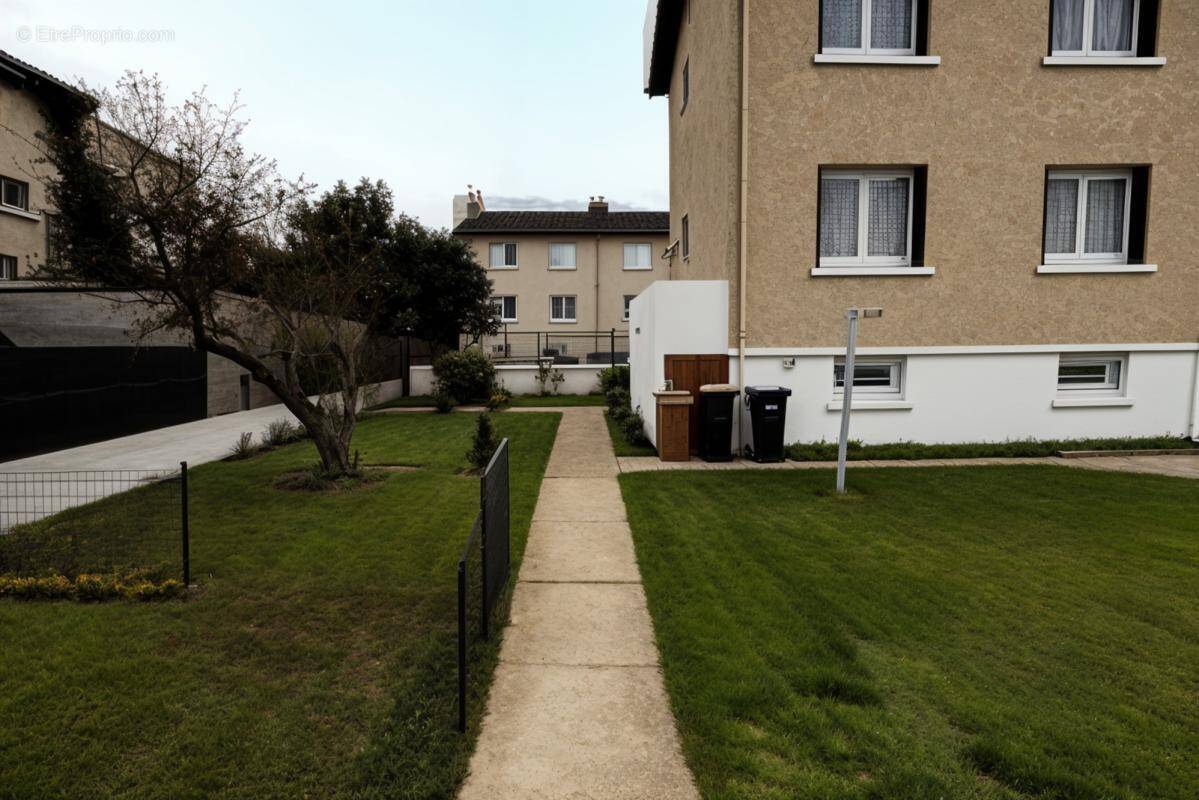 Maison à NEUILLY-SUR-MARNE