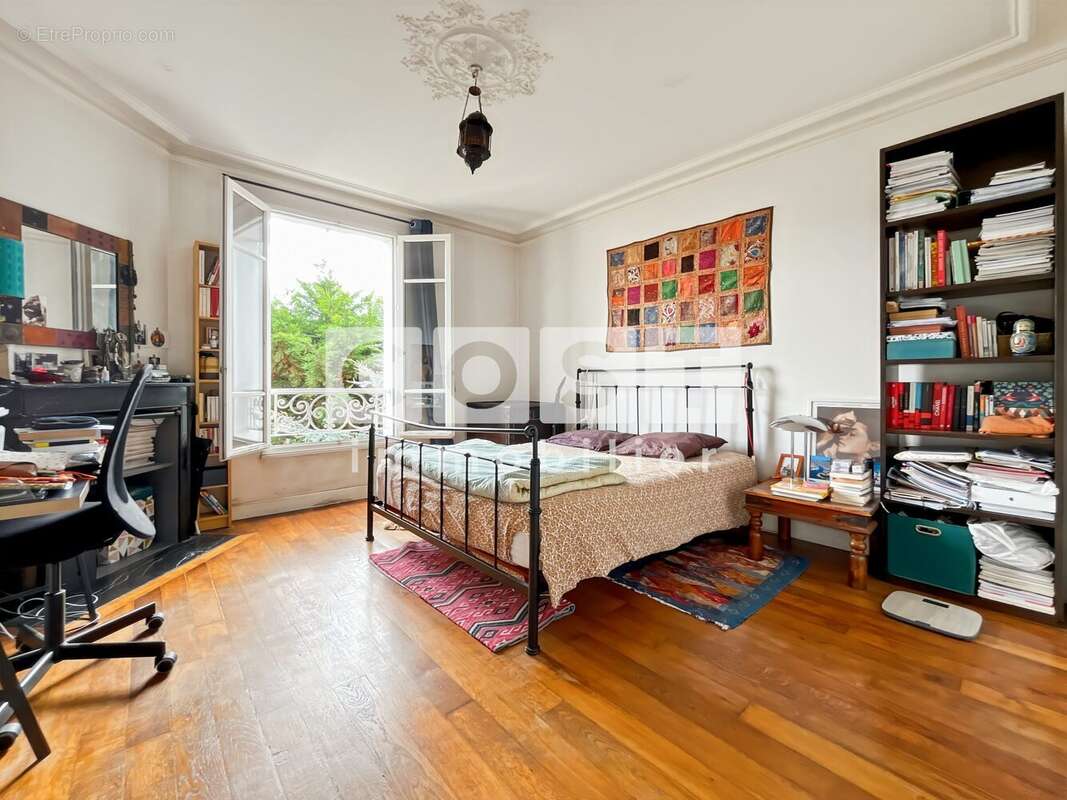 Appartement à BOIS-COLOMBES