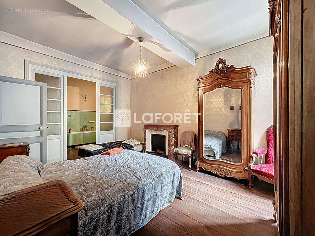 Maison à PONT-DE-VAUX