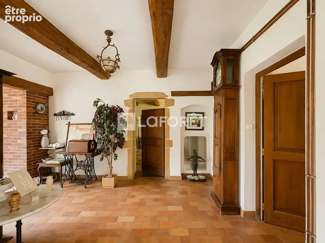 Maison Chevinay 10 pièce(s) 204 m2 - photo 6