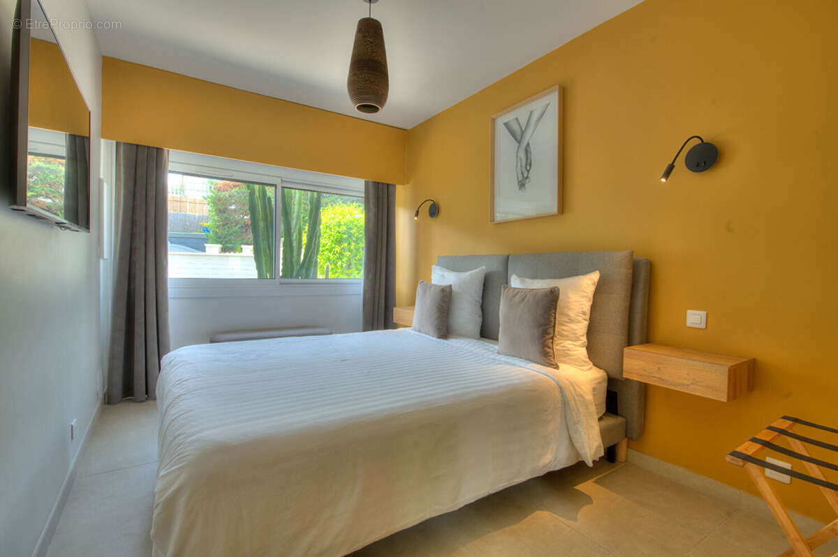 Appartement t4  90m²  rez de jardin centre ville piscine privative - photo 3