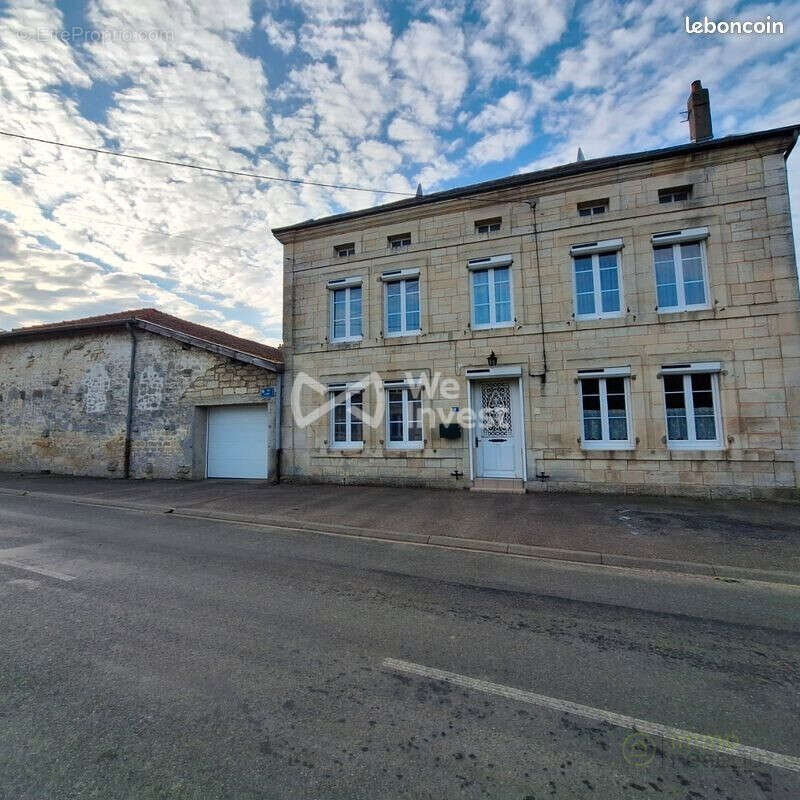 Maison à MILLY-SUR-BRADON