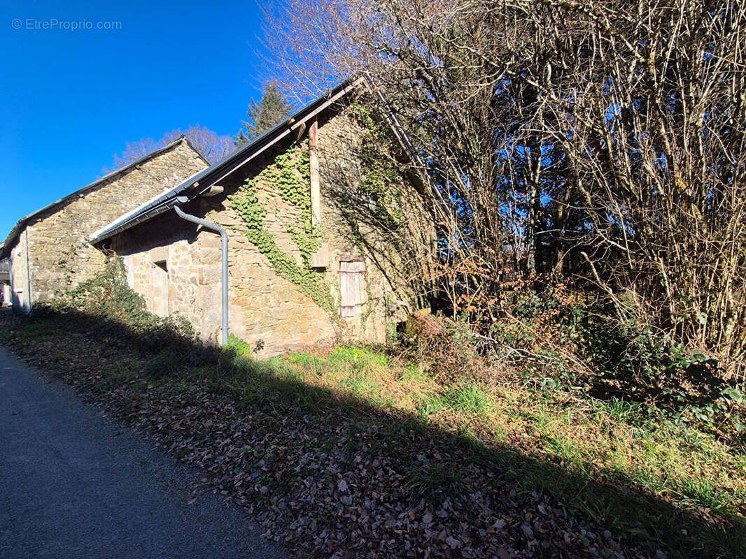 Maison à MADRANGES