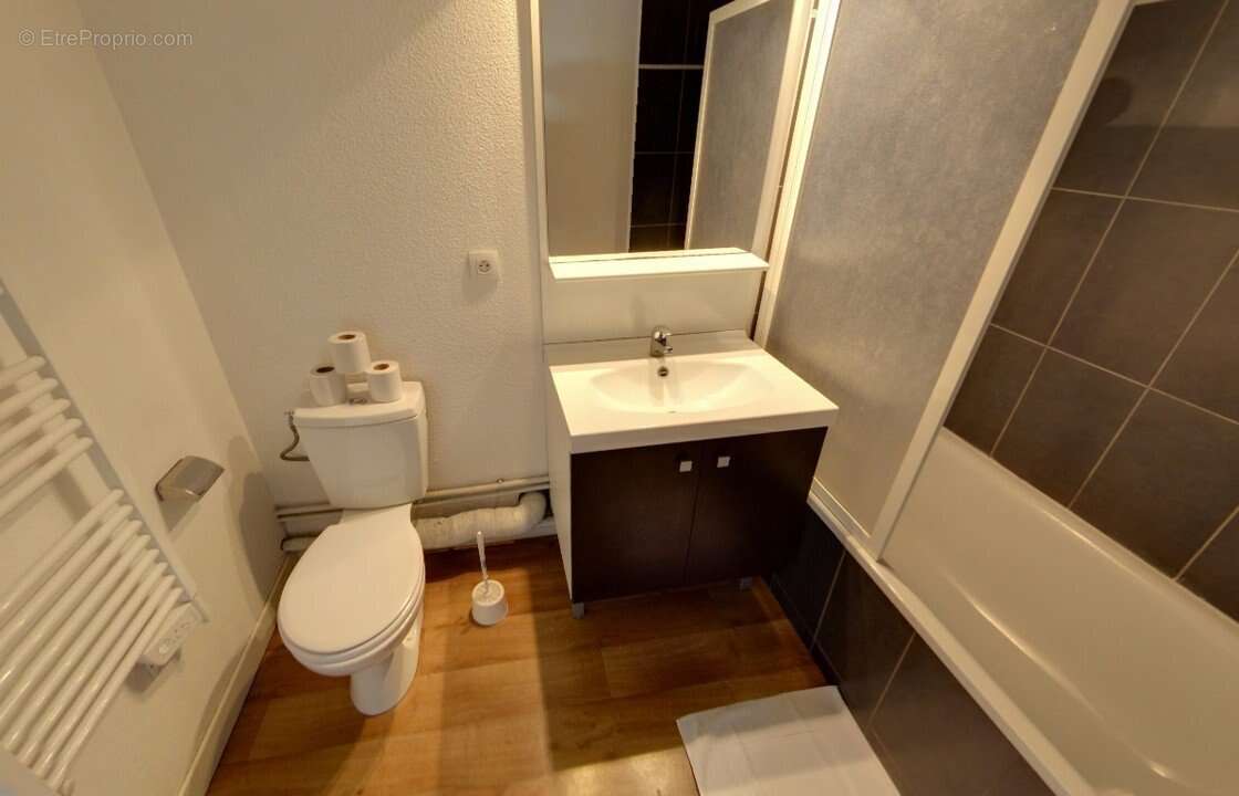 Appartement à MARSEILLE-3E