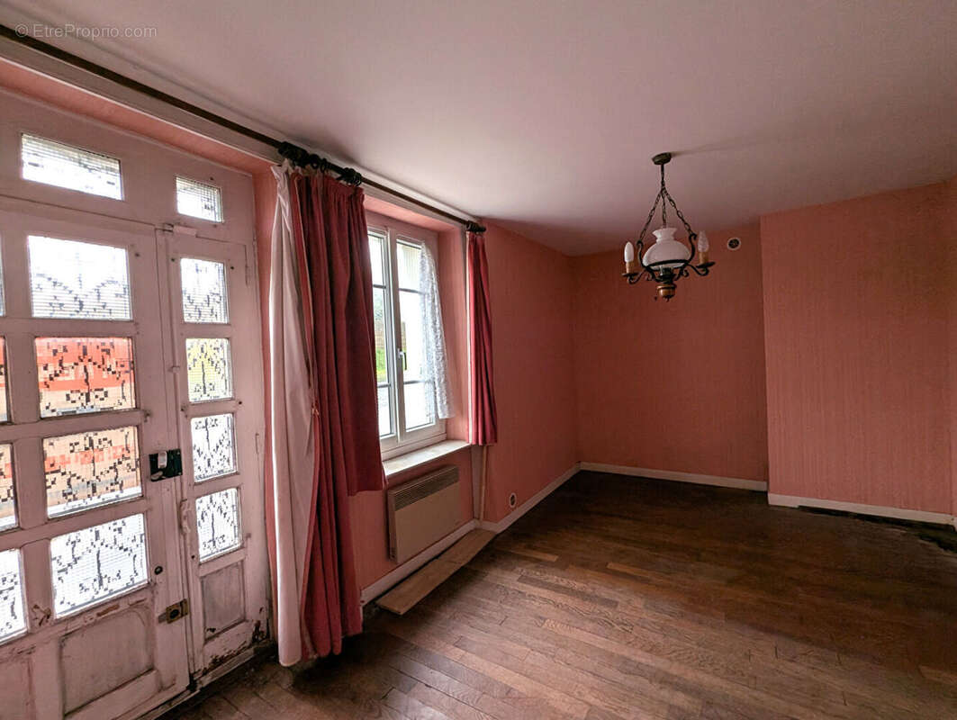 Maison à DOL-DE-BRETAGNE