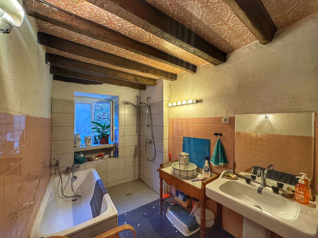 Maison mitoyenne de bourg - photo 14