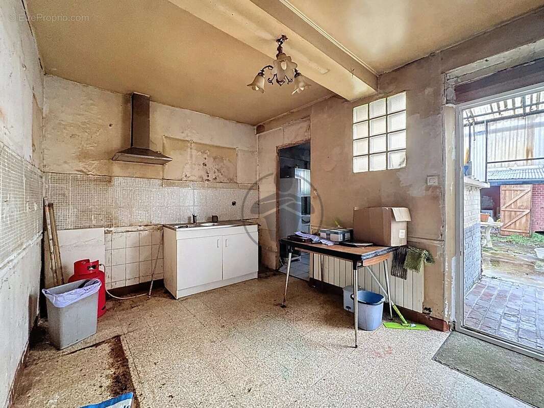 Maison à FLAVY-LE-MARTEL
