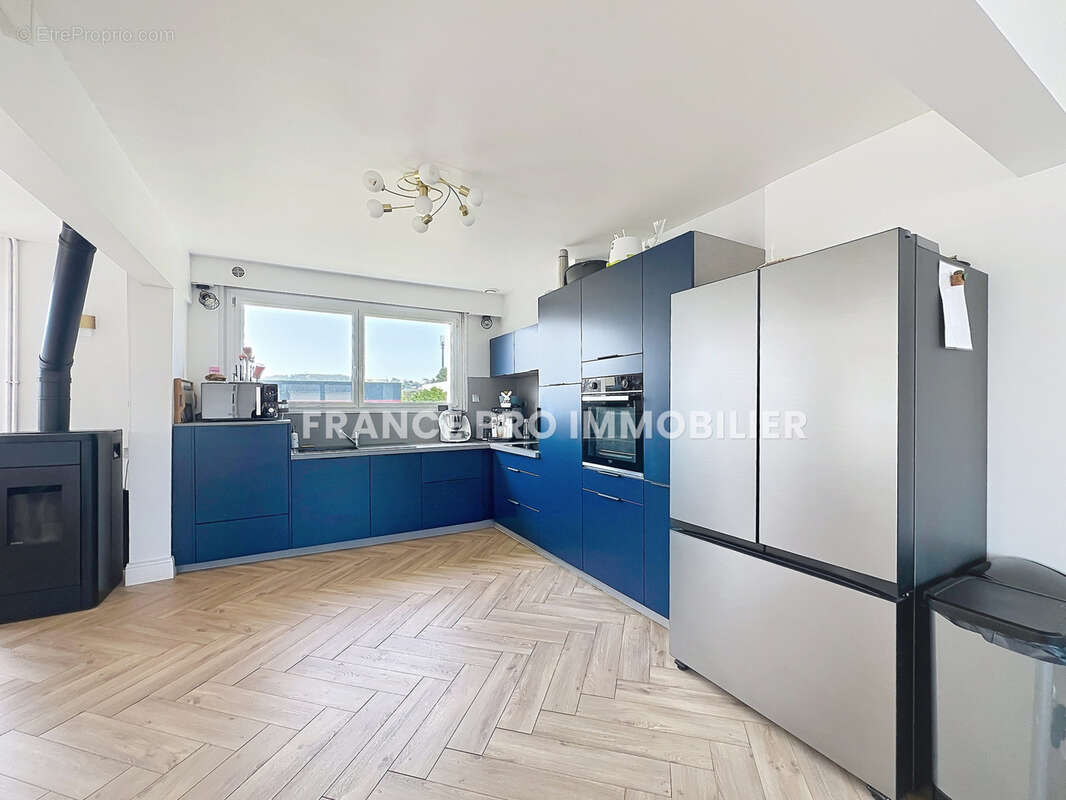 Maison à QUERQUEVILLE