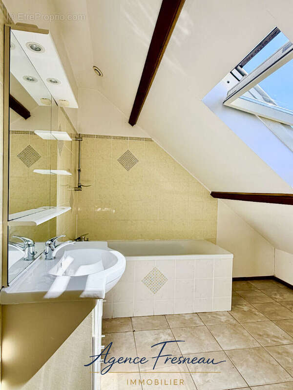 SOUESMES - Maison familiale de 105 m² sur 765 m² de terrain - photo 6