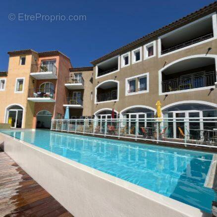Appartement à MOUGINS