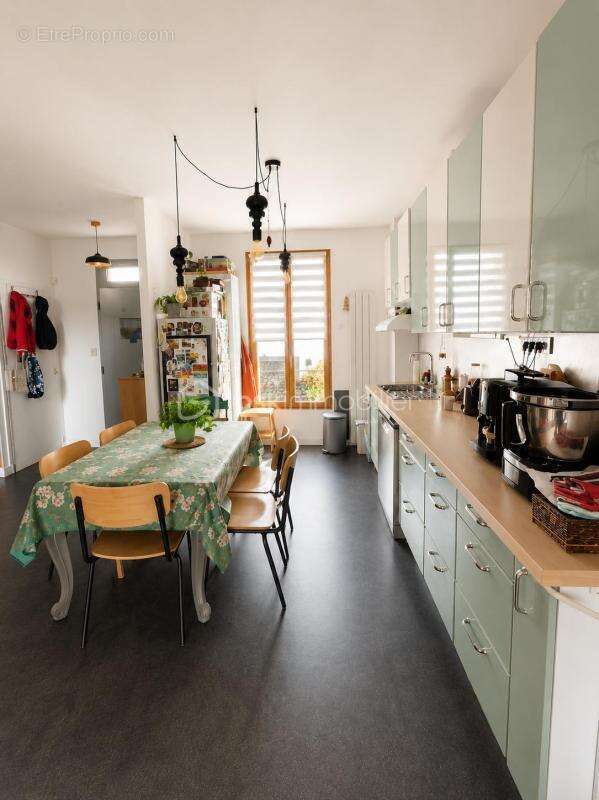 Maison 5P + Terrasse + Jardinet - photo 4