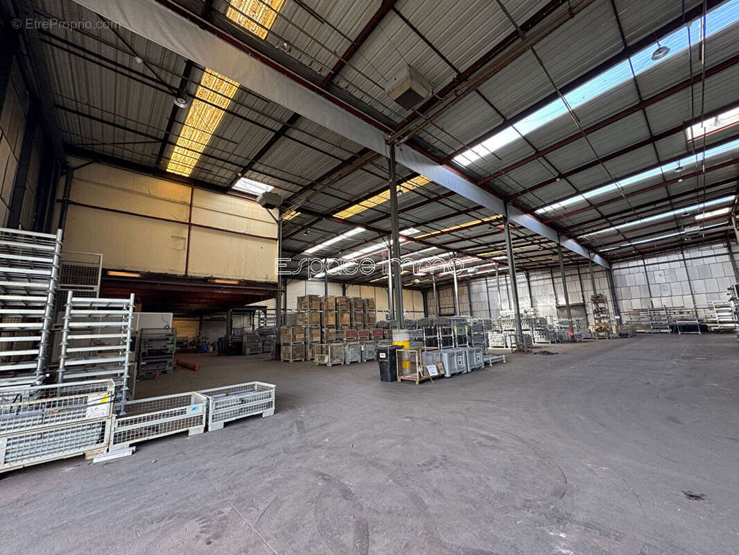 Commerce à GRAVIGNY