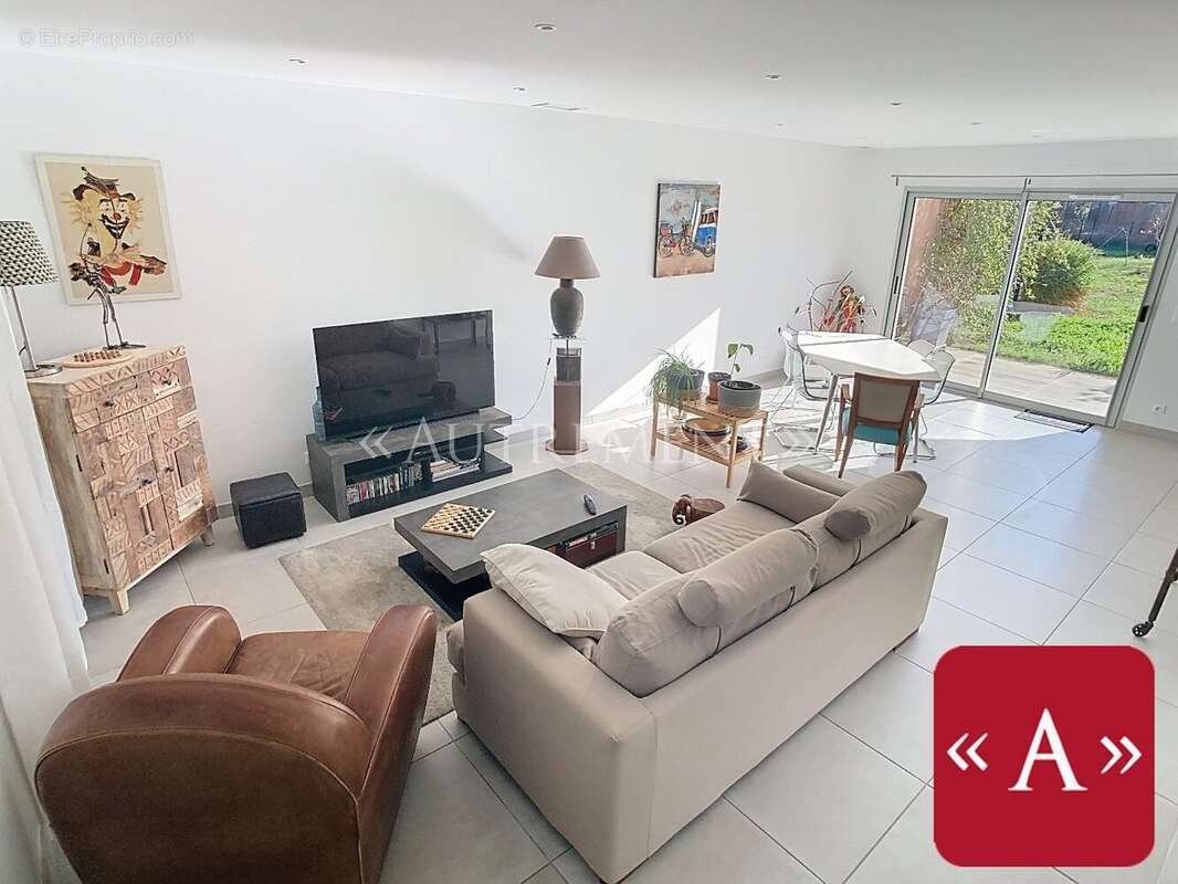 Maison à MONTASTRUC-LA-CONSEILLERE