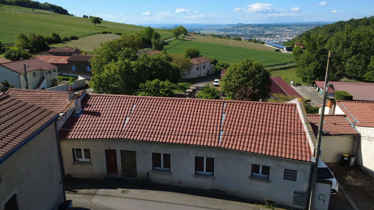 Maison 157 m² à Orbeil  - photo 8